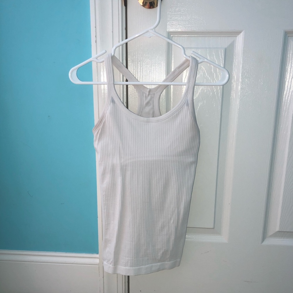 Lululemon Ebb to Street tank top. White- size 4.